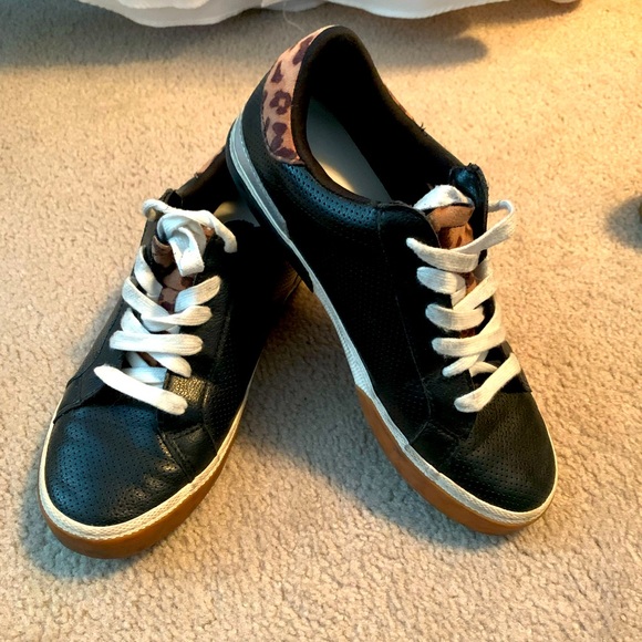 Sneakers - Picture 1 of 1